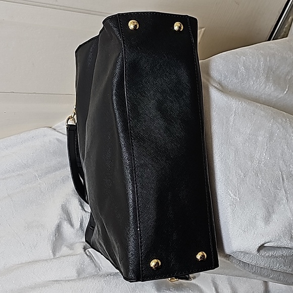 Michael Kors Large Hamilton Saffiano Bag - Picture 8 of 15